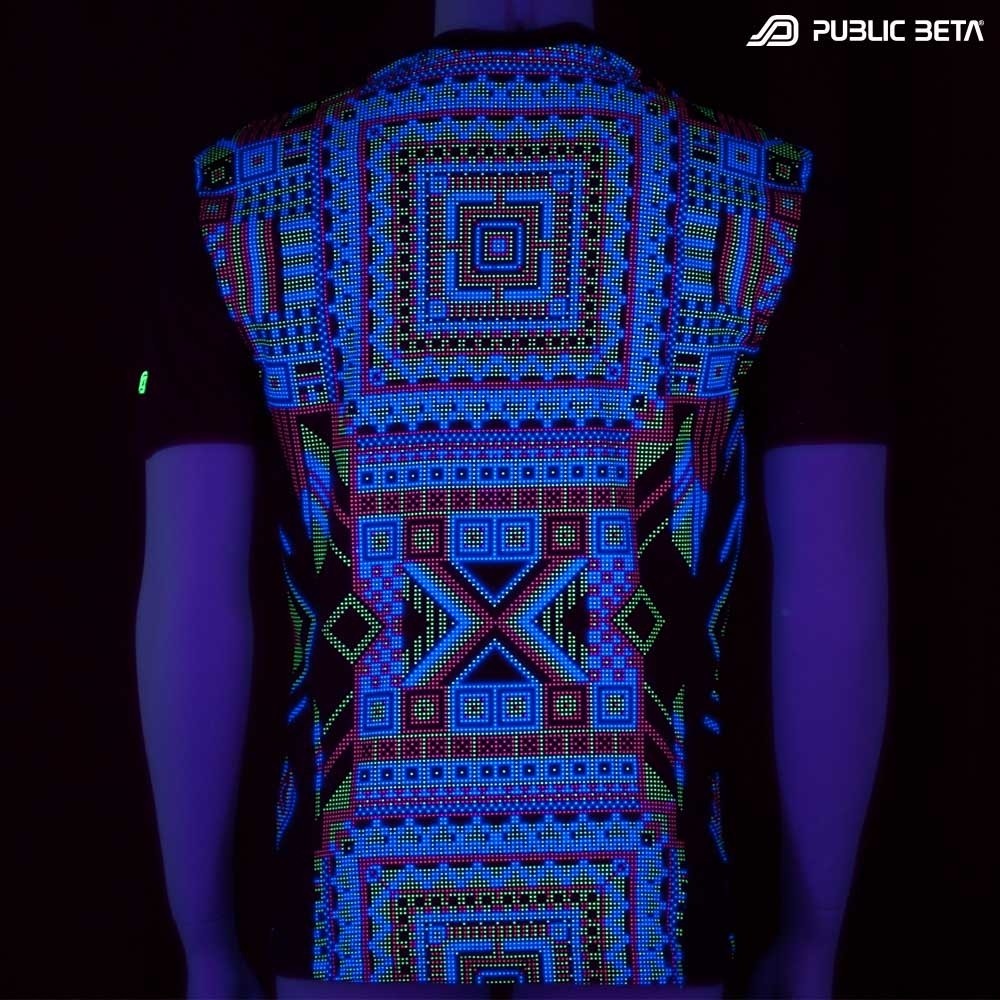 ChipPoint UV D53  / Glow in Blacklight Psychedelic T-Shirt