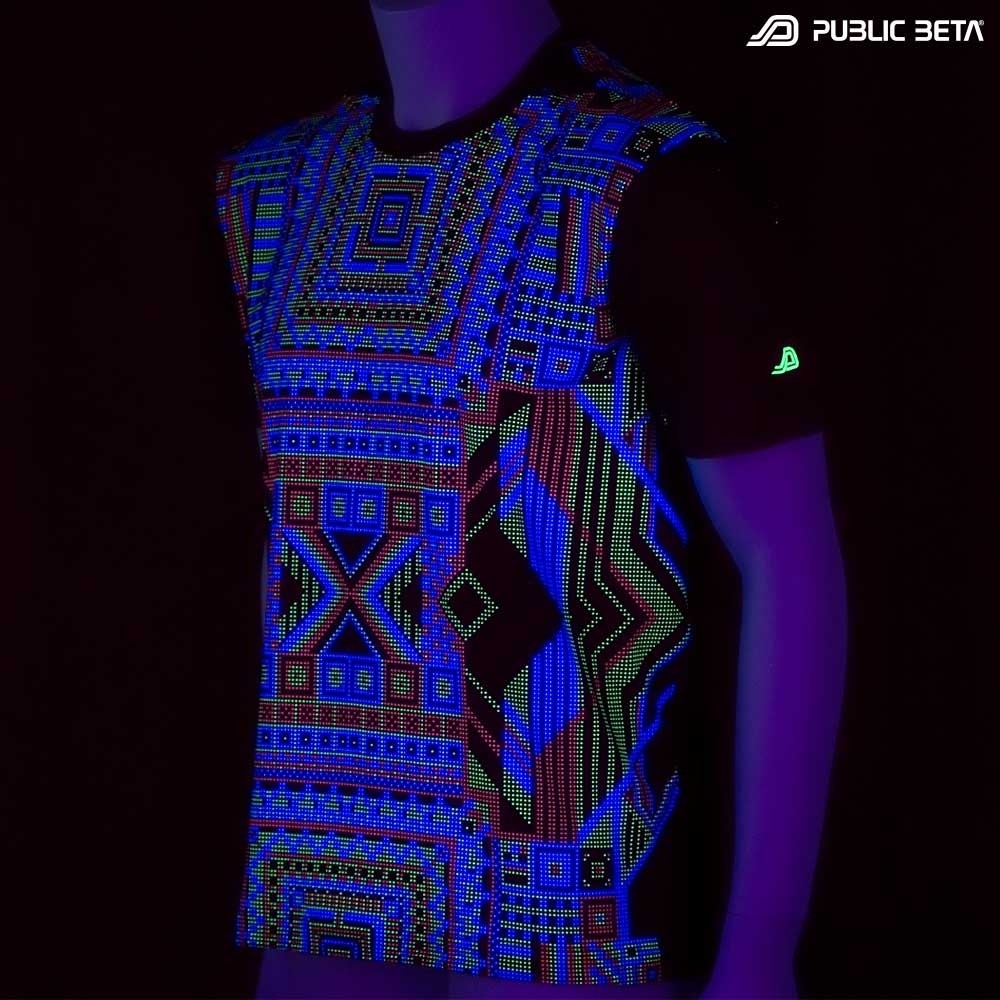 ChipPoint UV D53  / Glow in Blacklight Psychedelic T-Shirt