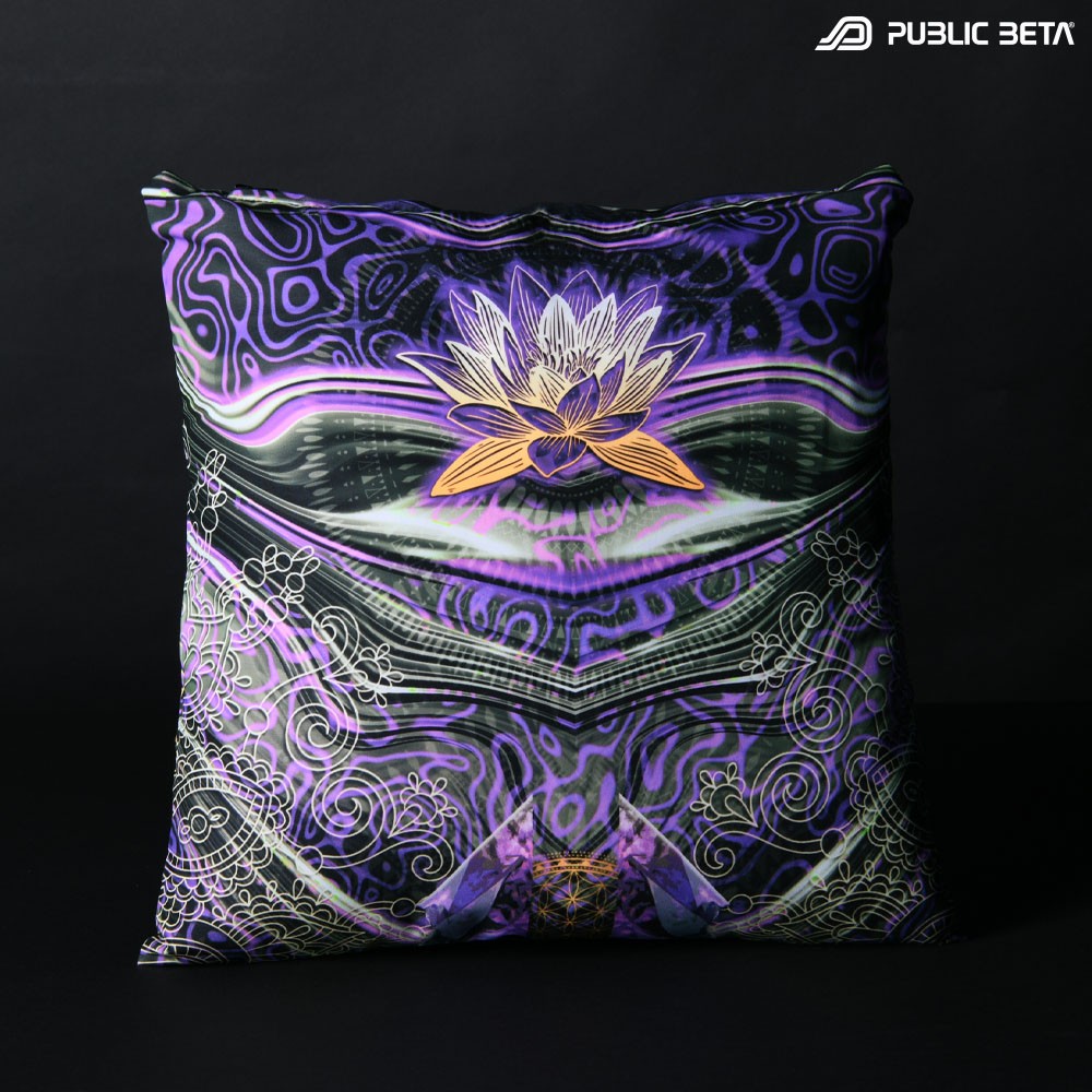 Glow in Blacklight Cushion Cover / Psydeco / D176 Liquid Dream