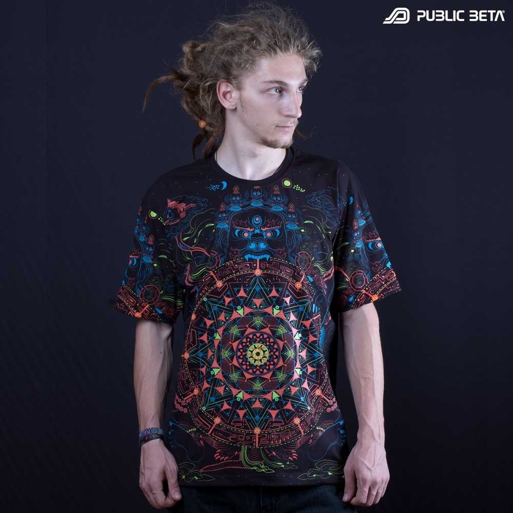 Mara's Gate UV D94 Blacklight Active T-Shirt